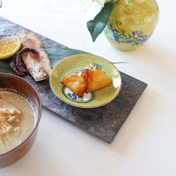 seikou-kiln-yoshidaya-gourd-kutani-sauce-plate-musubi-kiln-quality-japanese-tablewares-and-gifts-838874.jpg