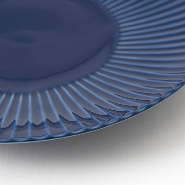 shinogi-lapis-lazuli-hasami-round-plate-musubi-kiln-quality-japanese-tablewares-and-gifts-456716.jpg