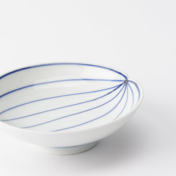 singama-leaf-vein-pattern-seto-ware-sauce-plate-musubi-kiln-quality-japanese-tablewares-and-gifts-891447.jpg