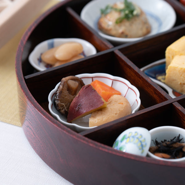 soramoe-red-chrysanthemum-hasami-kozuke-kobachi-bowl-musubi-kiln-quality-japanese-tablewares-and-gifts-711630.jpg
