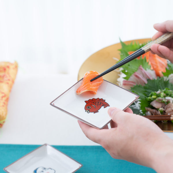 soukyu-kiln-sea-bream-kutani-sauce-plate-musubi-kiln-quality-japanese-tablewares-and-gifts-889622.jpg
