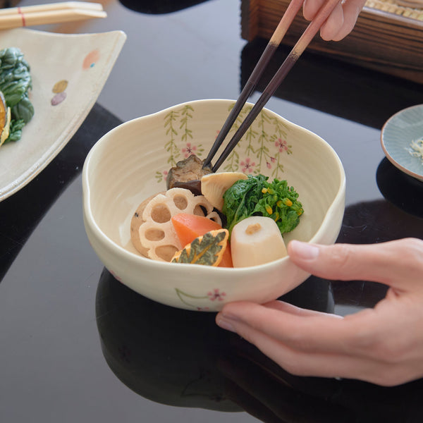 tosen-kiln-sakura-kiyomizu-ware-bowl-musubi-kiln-quality-japanese-tablewares-and-gifts-587966.jpg