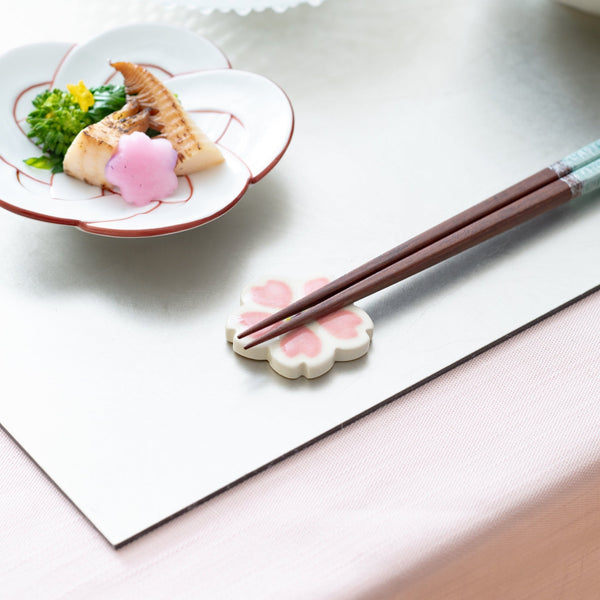 tosen-kiln-sakura-shaped-kiyomizu-ware-chopstick-rest-set-musubi-kiln-quality-japanese-tablewares-and-gifts-988415.jpg