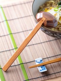 turtle-shell-pattern-yamanaka-lacquerware-ramen-spoon-musubi-kiln-quality-japanese-tablewares-and-gifts-426063.jpg