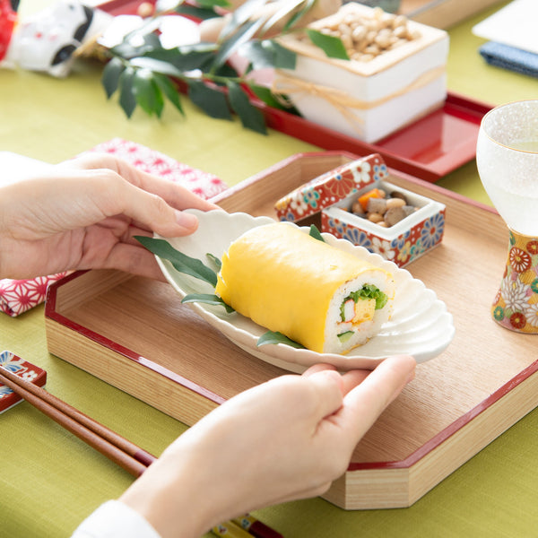 white-chrysanthemum-hasami-oval-plate-musubi-kiln-quality-japanese-tablewares-and-gifts-588233.jpg