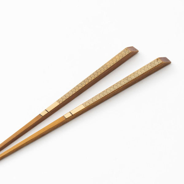 yamachiku-wave-lacquered-white-bamboo-chopsticks-21cm83in-musubi-kiln-quality-japanese-tablewares-and-gifts-411828.jpg