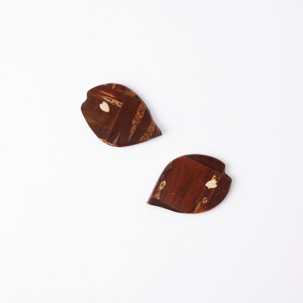 yatsuyanagi-flower-petal-akita-cherry-bark-work-chopstick-rest-set-musubi-kiln-quality-japanese-tablewares-and-gifts-704765.jpg