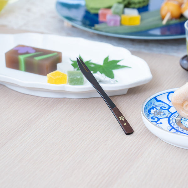yatsuyanagi-sakura-akita-cherry-bark-work-lacquered-fork-musubi-kiln-quality-japanese-tablewares-and-gifts-902491.jpg